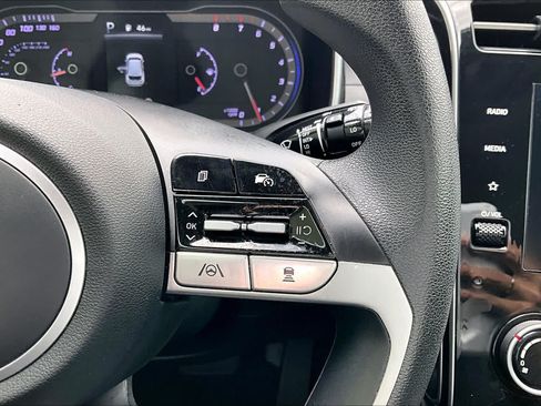 Certified 2023 Hyundai Tucson SEL FWD image 23