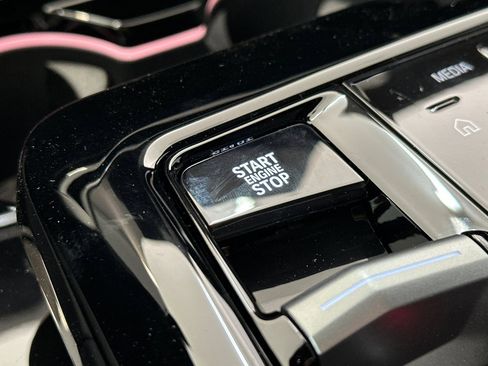 New 2026 BMW 530i w/ M Sport Package image 28