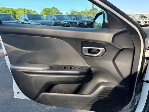 Used 2025 Kia K4 LXS FWD image 18