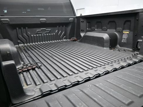 Used 2023 Chevrolet Silverado 1500 Custom image 37