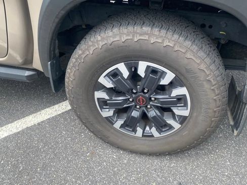 Used 2024 Nissan Frontier PRO-4X w/ Pro Convenience Package AWD/4WD image 19