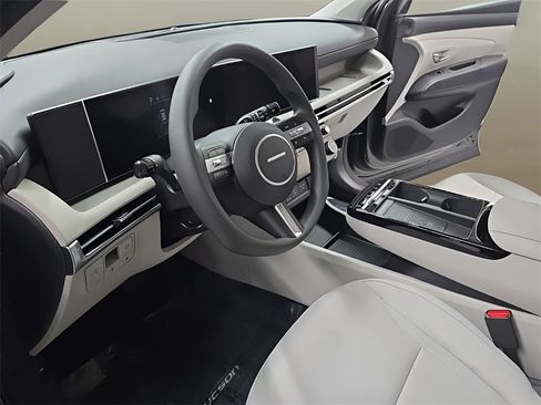 New 2025 Hyundai Tucson SEL image 12