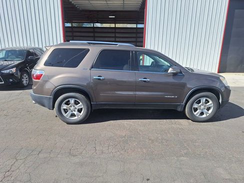 Used 2007 GMC Acadia SLT image 9