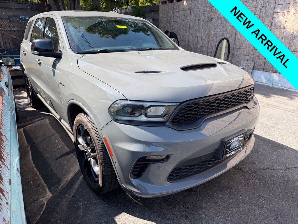 Used 2022 Dodge Durango R/T w/ Blacktop Package AWD/4WD image 2