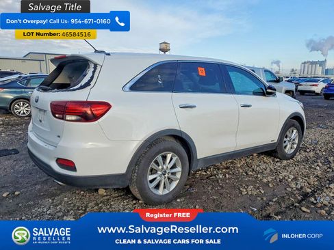Used 2019 Kia Sorento AWD V6 image 4