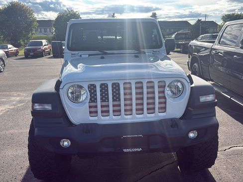 Used 2020 Jeep Gladiator Sport w/ Quick Order Package 24S AWD/4WD image 6