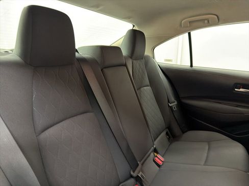 Used 2020 Toyota Corolla LE image 25