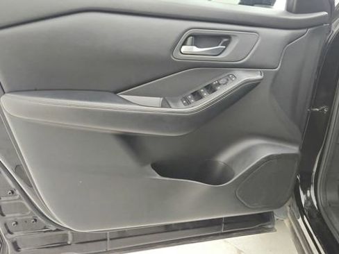 Used 2024 Nissan Rogue SV AWD/4WD image 25