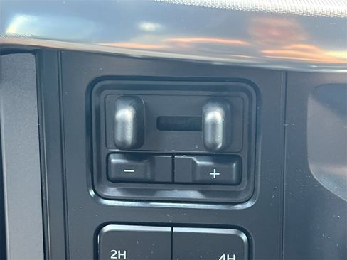 New 2025 Ford F150 Lariat w/ Equipment Group 502A High image 7