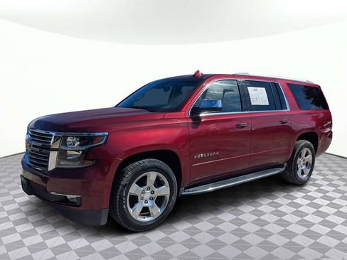 Used 2017 Chevrolet Suburban Premier image 8