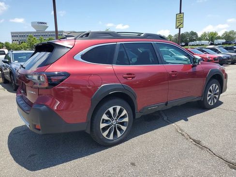 Used 2025 Subaru Outback Limited w/ Popular Package #2 image 6