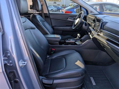 Used 2023 Kia Sportage EX image 36
