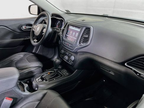 Used 2023 Jeep Cherokee Altitude Lux AWD/4WD image 28