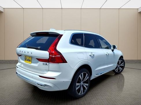 Used 2023 Volvo XC60 B5 Plus w/ Climate Package AWD/4WD image 8