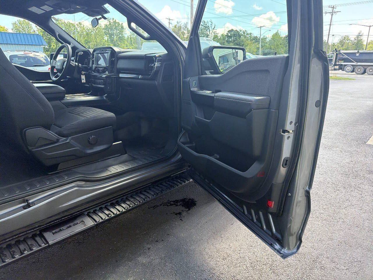 Used 2021 Ford F150 XL w/ Equipment Group 101A High AWD/4WD image 11