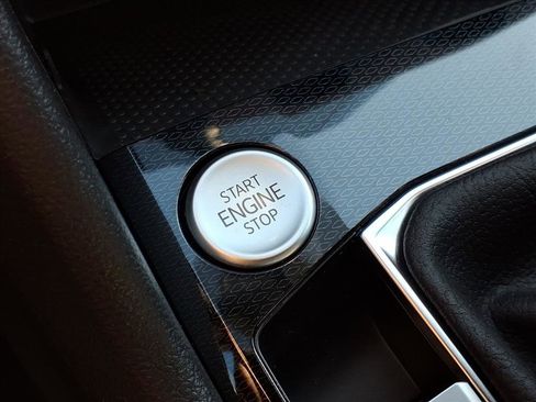 New 2026 Volkswagen Taos S image 20