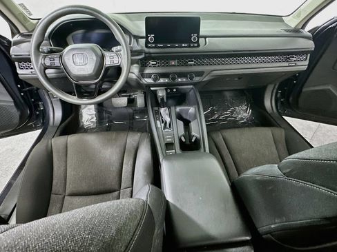 Used 2025 Honda Accord SE image 16