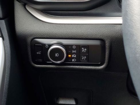 Certified 2023 Ford Explorer XLT w/ Equipment Group 202A image 29