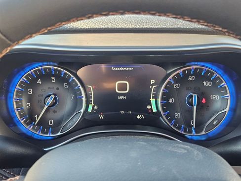 New 2026 Chrysler Pacifica Pinnacle AWD/4WD image 16