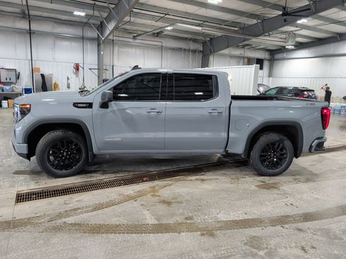 Used 2024 GMC Sierra 1500 Elevation w/ X31 Off-Road Package image 5