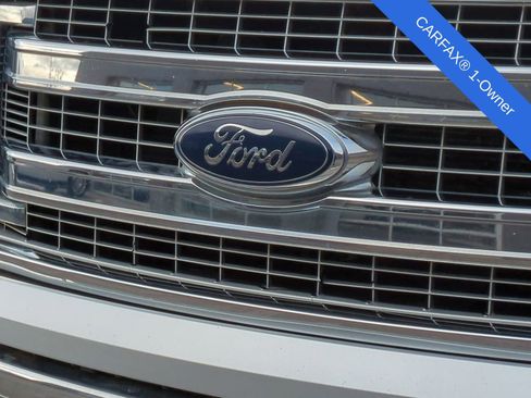 Used 2013 Ford F150 XLT w/ XLT Chrome Pkg image 14