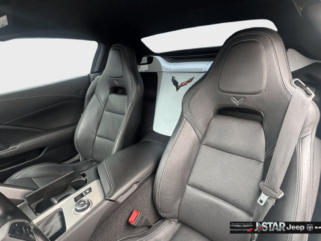Used 2019 Chevrolet Corvette Stingray Convertible w/ 2LT Preferred Equipment Group RWD image 13