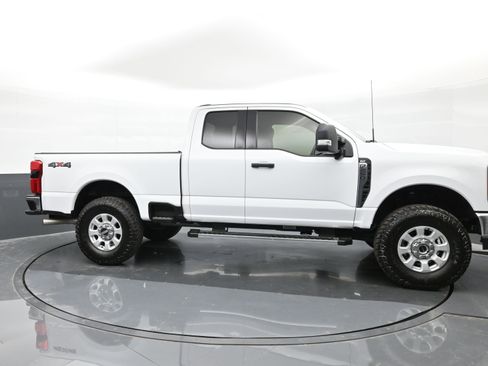 Used 2023 Ford F250 XLT w/ 360-Degree Camera Package image 9