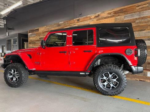 Used 2021 Jeep Wrangler Unlimited Rubicon AWD/4WD image 22