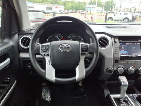 Used 2015 Toyota Tundra SR5 w/ TRD Off Road Package AWD/4WD image 15