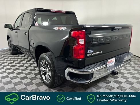 Used 2024 Chevrolet Silverado 1500 LT AWD/4WD image 7