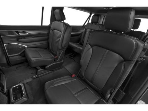 New 2026 Jeep Grand Wagoneer L 4WD w/ Premium Group I image 15