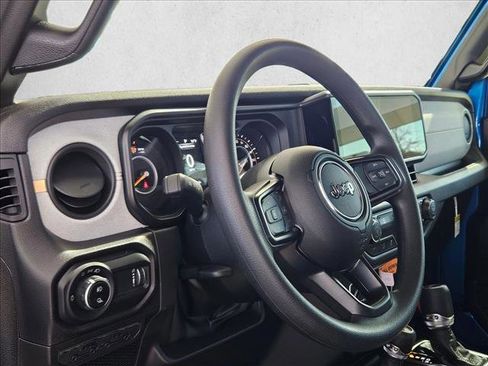 New 2026 Jeep Gladiator Sport image 3