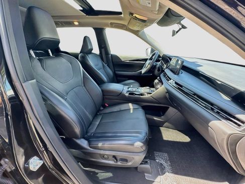 Certified 2023 INFINITI QX60 Pure AWD/4WD image 30