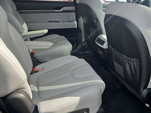 Used 2022 Hyundai Palisade SEL w/ Premium Package FWD image 26