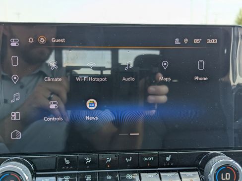 New 2025 Chevrolet Colorado LT w/ LT Convenience Package image 21