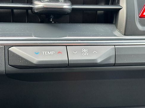 Used 2025 Kia K4 GT-Line Turbo image 28