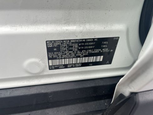 Used 2025 Toyota RAV4 XLE image 23