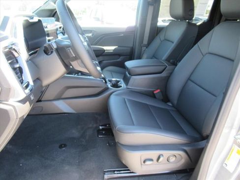 New 2026 GMC Canyon Elevation w/ Convenience Package RWD image 17