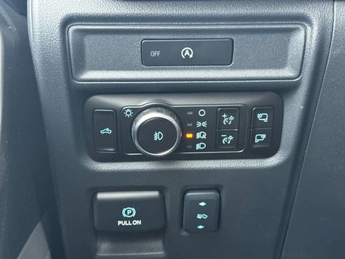 New 2025 Ford F150 Lariat w/ Equipment Group 502A High image 30