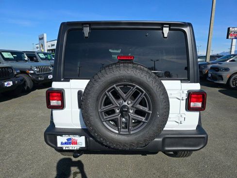 New 2026 Jeep Wrangler Unlimited Sport AWD/4WD image 4
