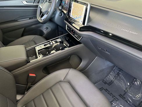 New 2026 Volkswagen Atlas Cross Sport SEL image 15