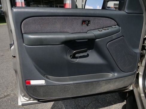 Used 2001 GMC Sierra 3500 4x4 Extended Cab image 19