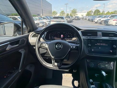 Used 2020 Volkswagen Tiguan SEL Premium R-Line AWD/4WD image 14
