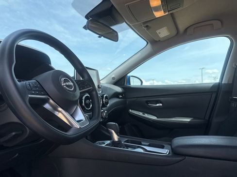 Certified 2025 Nissan Sentra SV FWD image 34