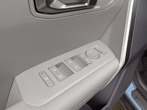 New 2027 Kia Seltos S FWD image 19
