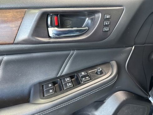 Used 2019 Subaru Outback 2.5i Limited AWD/4WD image 23