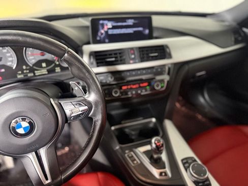 Used 2015 BMW M3 RWD image 16