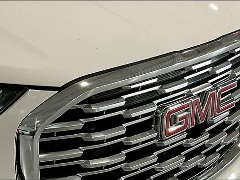 Used 2019 GMC Terrain Denali FWD image 32