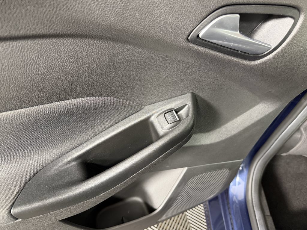 Used 2018 Ford Focus ST FWD image 46