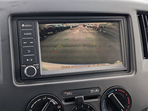 Used 2020 Nissan NV200 SV image 3